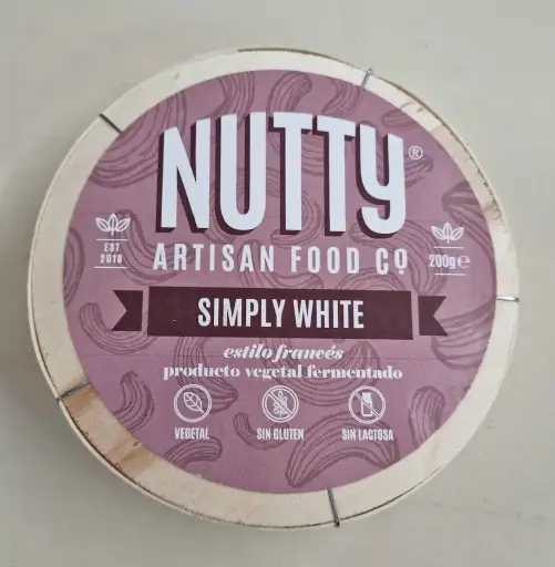 [726684778256] Camembert Simply White 200g - Nutty